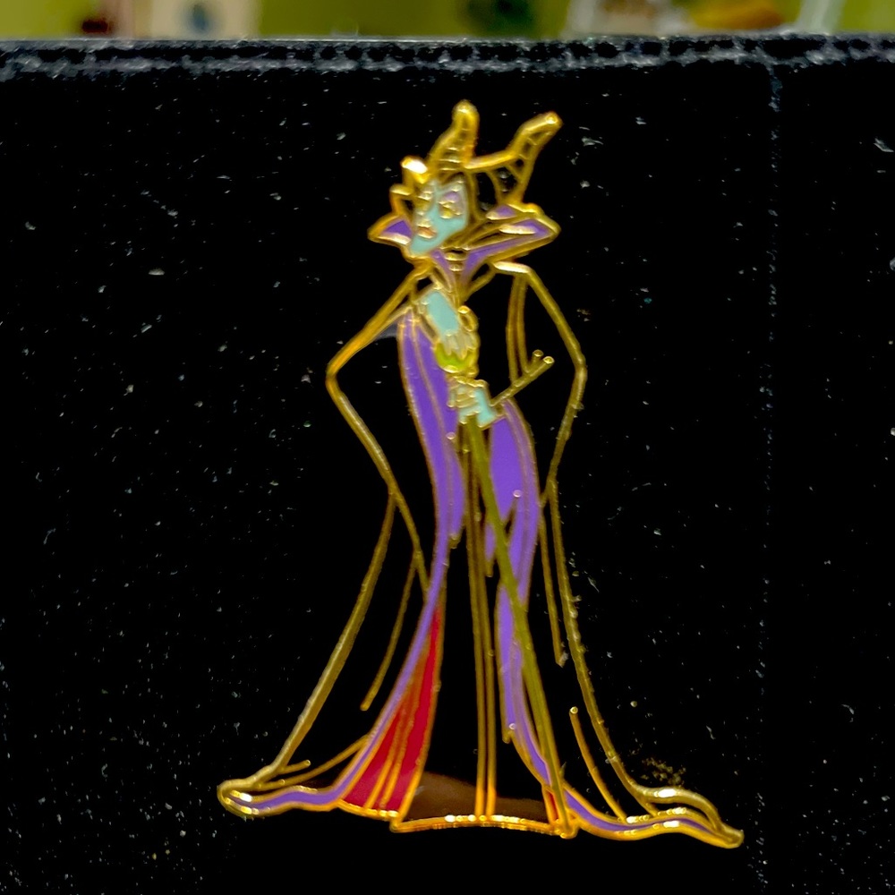“Maleficent” Disney Trading Pin